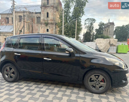 Черный Рено Megane Scenic, объемом двигателя 1.9 л и пробегом 237 тыс. км за 6300 $, фото 33 на Automoto.ua