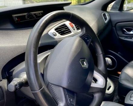 Черный Рено Megane Scenic, объемом двигателя 1.4 л и пробегом 198 тыс. км за 7050 $, фото 29 на Automoto.ua