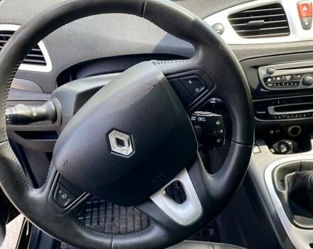 Черный Рено Megane Scenic, объемом двигателя 1.4 л и пробегом 198 тыс. км за 7050 $, фото 38 на Automoto.ua
