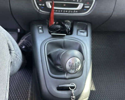 Рено Megane Scenic 2010 в Одессе на Automoto.ua Черный Рено Megane Scenic, объемом двигателя 1.46 л и пробегом 245 тыс. км за 7900 $, фото 43 на Automoto.ua