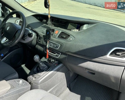 Рено Megane Scenic 2010 в Одессе на Automoto.ua Черный Рено Megane Scenic, объемом двигателя 1.46 л и пробегом 245 тыс. км за 7900 $, фото 45 на Automoto.ua