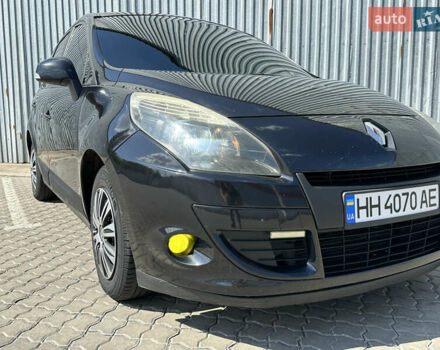 Рено Megane Scenic 2010 в Одессе на Automoto.ua Черный Рено Megane Scenic, объемом двигателя 1.46 л и пробегом 245 тыс. км за 7900 $, фото 24 на Automoto.ua
