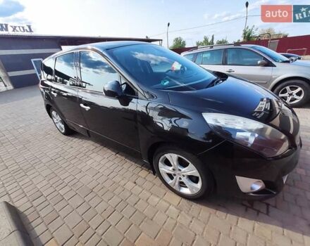 Черный Рено Megane Scenic, объемом двигателя 1.4 л и пробегом 188 тыс. км за 7500 $, фото 8 на Automoto.ua