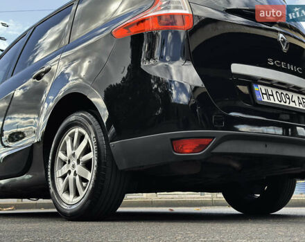 Чорний Рено Megane Scenic, об'ємом двигуна 1.6 л та пробігом 244 тис. км за 8500 $, фото 8 на Automoto.ua
