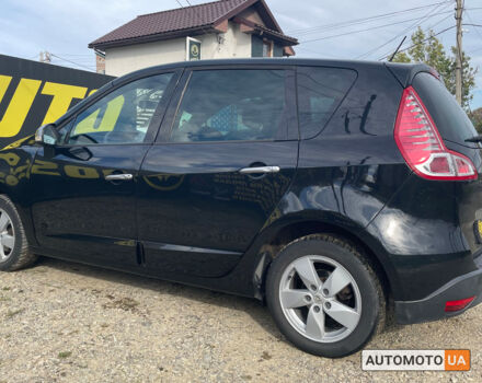 Черный Рено Megane Scenic, объемом двигателя 1.5 л и пробегом 228 тыс. км за 6999 $, фото 4 на Automoto.ua