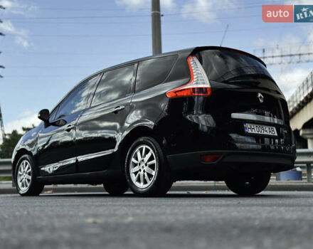 Чорний Рено Megane Scenic, об'ємом двигуна 1.6 л та пробігом 244 тис. км за 8500 $, фото 4 на Automoto.ua