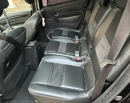 Черный Рено Megane Scenic, объемом двигателя 1.4 л и пробегом 226 тыс. км за 8200 $, фото 9 на Automoto.ua