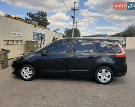 Черный Рено Megane Scenic, объемом двигателя 1.5 л и пробегом 330 тыс. км за 8600 $, фото 8 на Automoto.ua