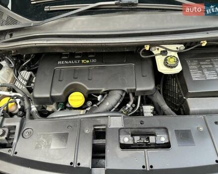 Черный Рено Megane Scenic, объемом двигателя 1.4 л и пробегом 226 тыс. км за 8200 $, фото 21 на Automoto.ua