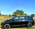 Черный Рено Megane Scenic, объемом двигателя 1.6 л и пробегом 257 тыс. км за 9800 $, фото 1 на Automoto.ua
