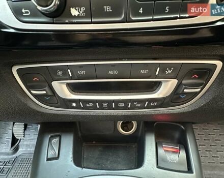 Черный Рено Megane Scenic, объемом двигателя 1.4 л и пробегом 226 тыс. км за 8200 $, фото 23 на Automoto.ua