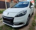 Черный Рено Megane Scenic, объемом двигателя 1.6 л и пробегом 209 тыс. км за 8800 $, фото 1 на Automoto.ua
