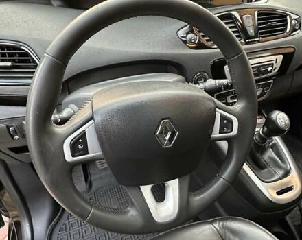 Черный Рено Megane Scenic, объемом двигателя 1.4 л и пробегом 226 тыс. км за 8200 $, фото 12 на Automoto.ua