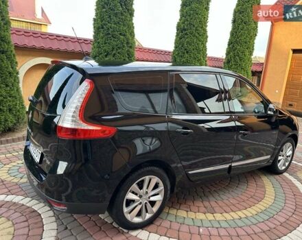 Черный Рено Megane Scenic, объемом двигателя 1.4 л и пробегом 226 тыс. км за 8200 $, фото 3 на Automoto.ua