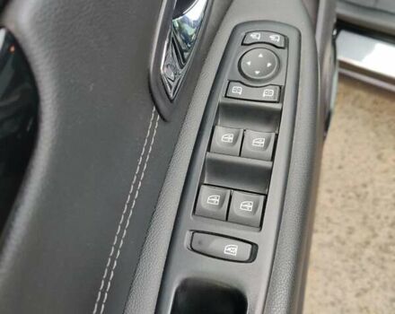 Черный Рено Megane Scenic, объемом двигателя 1.6 л и пробегом 243 тыс. км за 8600 $, фото 18 на Automoto.ua