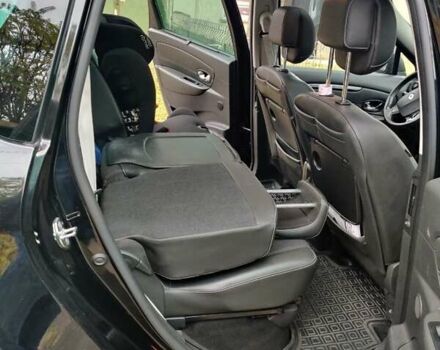 Черный Рено Megane Scenic, объемом двигателя 1.6 л и пробегом 243 тыс. км за 8600 $, фото 15 на Automoto.ua