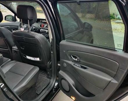 Черный Рено Megane Scenic, объемом двигателя 1.6 л и пробегом 243 тыс. км за 8600 $, фото 19 на Automoto.ua