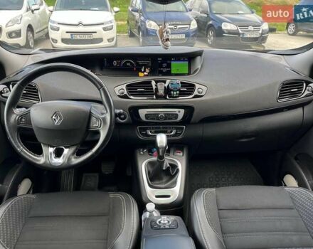Чорний Рено Megane Scenic, об'ємом двигуна 1.5 л та пробігом 198 тис. км за 12980 $, фото 30 на Automoto.ua