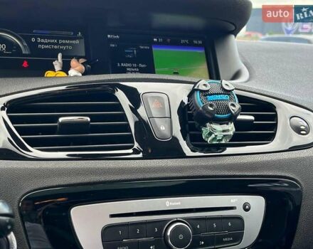 Чорний Рено Megane Scenic, об'ємом двигуна 1.5 л та пробігом 198 тис. км за 12980 $, фото 44 на Automoto.ua
