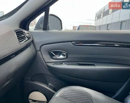 Чорний Рено Megane Scenic, об'ємом двигуна 1.5 л та пробігом 198 тис. км за 12980 $, фото 34 на Automoto.ua