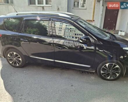 Черный Рено Megane Scenic, объемом двигателя 1.6 л и пробегом 238 тыс. км за 10700 $, фото 2 на Automoto.ua