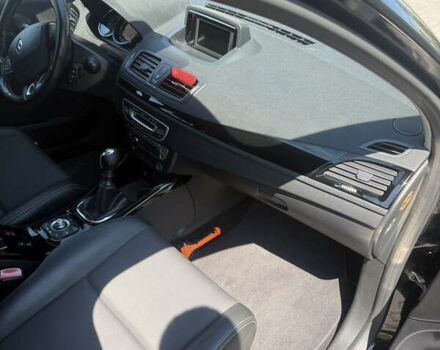 Черный Рено Megane Scenic, объемом двигателя 1.5 л и пробегом 240 тыс. км за 8700 $, фото 25 на Automoto.ua