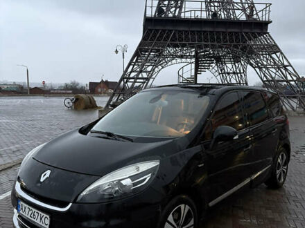 Черный Рено Megane Scenic, объемом двигателя 1.46 л и пробегом 309 тыс. км за 8500 $, фото 1 на Automoto.ua