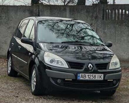 Черный Рено Megane Scenic, объемом двигателя 2 л и пробегом 194 тыс. км за 5200 $, фото 1 на Automoto.ua