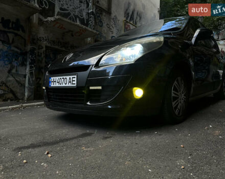 Рено Megane Scenic 2010 в Одессе на Automoto.ua Черный Рено Megane Scenic, объемом двигателя 1.46 л и пробегом 245 тыс. км за 7900 $, фото 1 на Automoto.ua