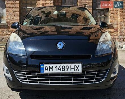 Черный Рено Megane Scenic, объемом двигателя 1.4 л и пробегом 168 тыс. км за 8800 $, фото 1 на Automoto.ua