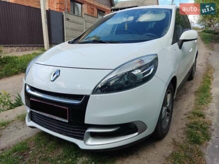Рено Megane Scenic 2012 в Сумах на Automoto.ua Черный Рено Megane Scenic, объемом двигателя 1.6 л и пробегом 209 тыс. км за 8800 $, фото 1 на Automoto.ua