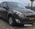 Коричневый Рено Megane Scenic, объемом двигателя 1.9 л и пробегом 313 тыс. км за 7250 $, фото 1 на Automoto.ua
