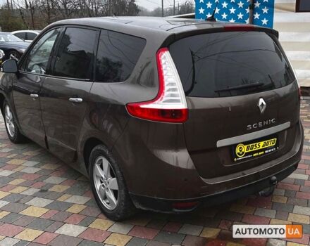 Коричневый Рено Megane Scenic, объемом двигателя 1.9 л и пробегом 313 тыс. км за 7250 $, фото 3 на Automoto.ua