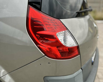 Коричневый Рено Megane Scenic, объемом двигателя 1.6 л и пробегом 160 тыс. км за 5600 $, фото 13 на Automoto.ua