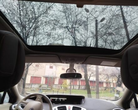 Коричневый Рено Megane Scenic, объемом двигателя 1.9 л и пробегом 349 тыс. км за 6000 $, фото 2 на Automoto.ua