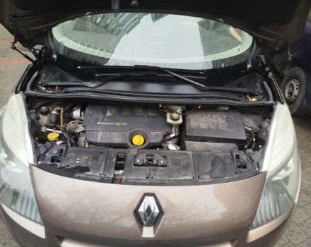 Коричневый Рено Megane Scenic, объемом двигателя 1.9 л и пробегом 349 тыс. км за 6000 $, фото 3 на Automoto.ua