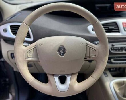 Рено Megane Scenic 2010 в Черновцах на Automoto.ua Коричневый Рено Megane Scenic, объемом двигателя 2 л и пробегом 268 тыс. км за 7800 $, фото 10 на Automoto.ua