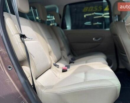 Рено Megane Scenic 2010 в Черновцах на Automoto.ua Коричневый Рено Megane Scenic, объемом двигателя 2 л и пробегом 268 тыс. км за 7800 $, фото 16 на Automoto.ua