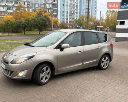 Коричневий Рено Megane Scenic, об'ємом двигуна 1.46 л та пробігом 208 тис. км за 7500 $, фото 3 на Automoto.ua