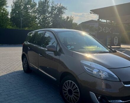 Коричневый Рено Megane Scenic, объемом двигателя 1.6 л и пробегом 290 тыс. км за 7900 $, фото 4 на Automoto.ua