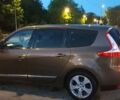 Коричневий Рено Megane Scenic, об'ємом двигуна 1.5 л та пробігом 184 тис. км за 9500 $, фото 1 на Automoto.ua