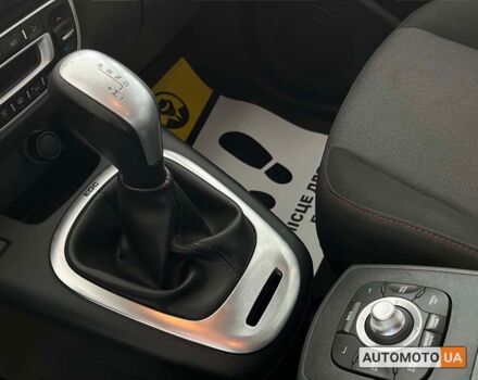 Коричневий Рено Megane Scenic, об'ємом двигуна 1.5 л та пробігом 222 тис. км за 8400 $, фото 15 на Automoto.ua