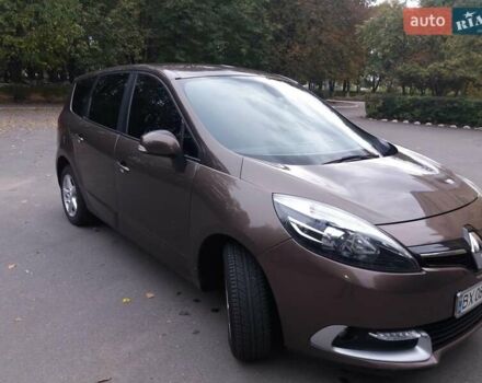Рено Megane Scenic 2013 в Староконстантинов на Automoto.ua Коричневый Рено Megane Scenic, объемом двигателя 1.5 л и пробегом 255 тыс. км за 9200 $, фото 1 на Automoto.ua
