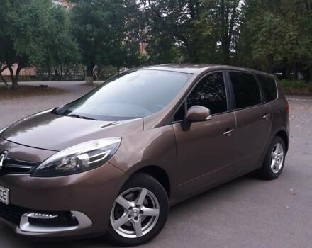 Рено Megane Scenic 2013 в Староконстантинов на Automoto.ua Коричневый Рено Megane Scenic, объемом двигателя 1.5 л и пробегом 255 тыс. км за 9200 $, фото 3 на Automoto.ua