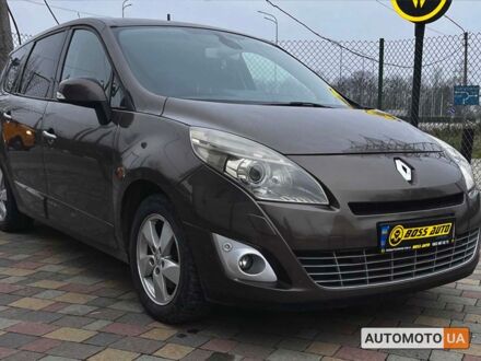 Рено Megane Scenic 2010 в Стрые на Automoto.ua Коричневый Рено Megane Scenic, объемом двигателя 1.9 л и пробегом 313 тыс. км за 7250 $, фото 1 на Automoto.ua