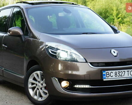 Коричневый Рено Megane Scenic, объемом двигателя 1.5 л и пробегом 263 тыс. км за 7500 $, фото 1 на Automoto.ua