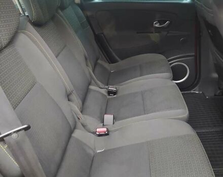Красный Рено Megane Scenic, объемом двигателя 1.5 л и пробегом 209 тыс. км за 6800 $, фото 18 на Automoto.ua
