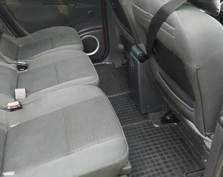 Красный Рено Megane Scenic, объемом двигателя 1.5 л и пробегом 209 тыс. км за 6800 $, фото 17 на Automoto.ua