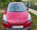 Красный Рено Megane Scenic, объемом двигателя 1.5 л и пробегом 209 тыс. км за 6800 $, фото 4 на Automoto.ua