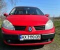 Красный Рено Megane Scenic, объемом двигателя 2 л и пробегом 163 тыс. км за 5450 $, фото 3 на Automoto.ua